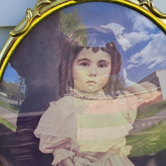 Antique Bubble Glass Brass Frame & Picture - Picture 6 of 11